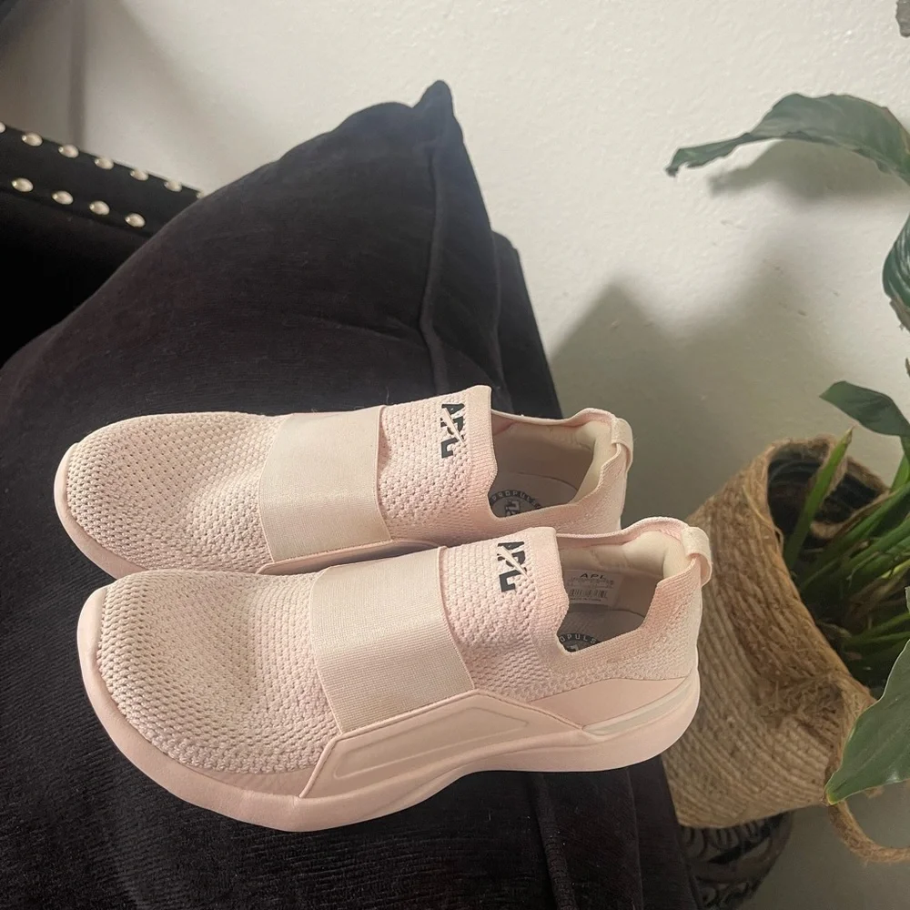 APL: Athletic Propulsion Labs TechLoom Bliss Sneakers - Picture 8 of 12